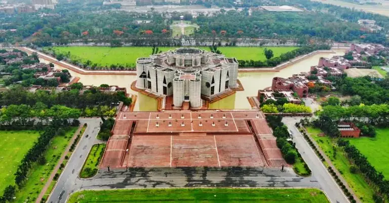 জাতীয় সংসদ ভবন